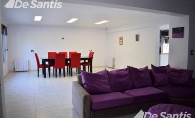 Moderno Chalet 5 ambientes en Colinas Peralta Ramos