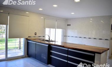 Moderno Chalet 5 ambientes en Colinas Peralta Ramos