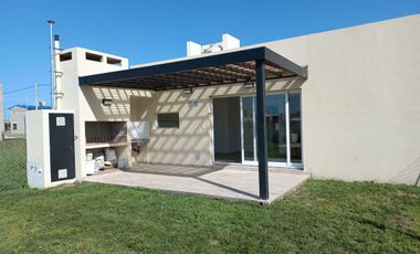 Casa en venta 2 dormitorios Financiación - Barrio Abierto EcoPueblo Alvear