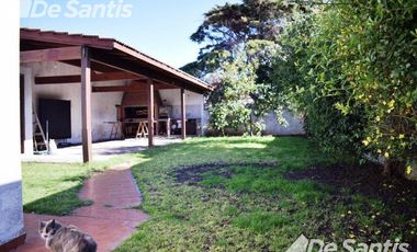 Chalet 5 ambientes - Amplio parque - Punta Mogotes