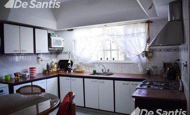 Chalet 5 ambientes - Amplio parque - Punta Mogotes