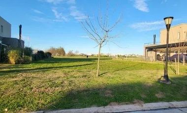 Terreno en venta - 1.000Mts2 - Haras de Santa María, Escobar