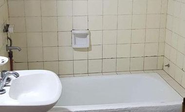 Departamento en venta - 2 dormitorios 1 baño - Cochera - 48 mts2 - Berisso