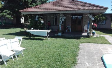 Casa en venta - 3 dormitorios 2 baños - 45.000mts2 - Melchor Romero, La Plata