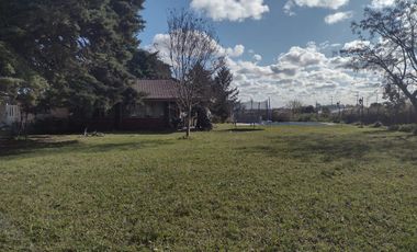 Casa en venta - 3 dormitorios 2 baños - 45.000mts2 - Melchor Romero, La Plata