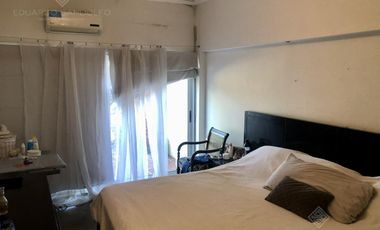 Excelente inmueble 3 dorm - 3 baños - garage - jardín y pileta - VENTA DIRECTA!!
