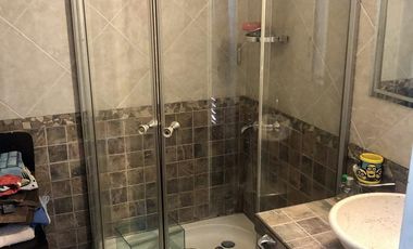 Excelente inmueble 3 dorm - 3 baños - garage - jardín y pileta - VENTA DIRECTA!!