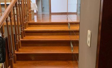Casa en venta de cuatro dormitorios en Alejandro Centeno, Zona Norte