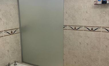 Casa en venta de cuatro dormitorios en Alejandro Centeno, Zona Norte