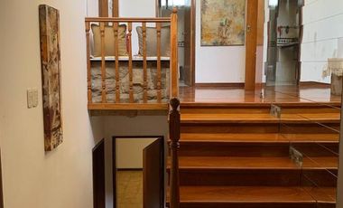 Casa en venta de cuatro dormitorios en Alejandro Centeno, Zona Norte