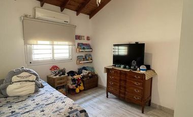 Imperdible casa en Barrio Los Ceibos