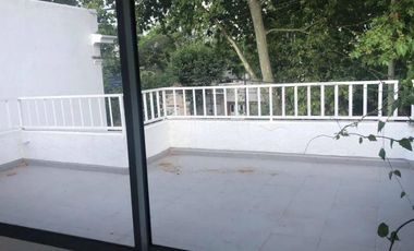 Casa en venta - 4 dormitorios 3 baños 1 cochera - 250mts2 - La Plata [FINANCIADA]