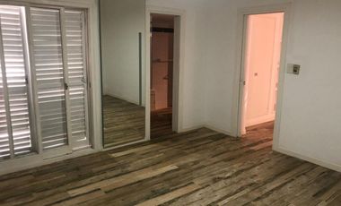 Casa en venta - 4 dormitorios 3 baños 1 cochera - 250mts2 - La Plata [FINANCIADA]