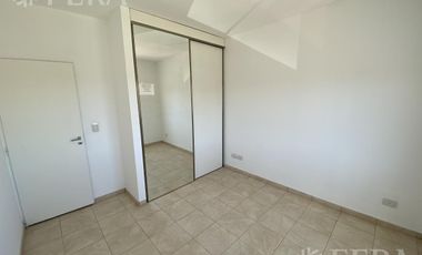 Venta departamento 2 ambientes con cochera en San Miguel (30914)