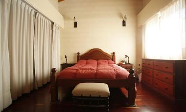 Casa en venta - 3 dormitorios 2 baños 2 cocheras - 230mts2 - Tolosa