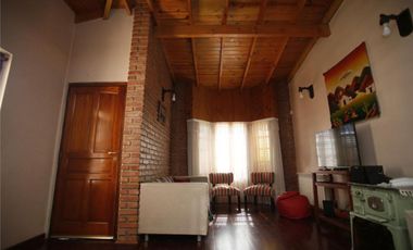 Casa en venta - 3 dormitorios 2 baños 2 cocheras - 230mts2 - Tolosa