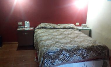 Casa en venta - 3 dormitorios 2 baños - Cochera - 300mts2 - Ensenada