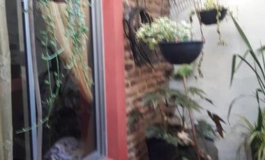 Casa en venta - 3 dormitorios 2 baños - Cochera - 300mts2 - Ensenada
