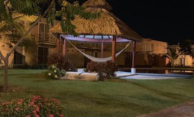 EN VENTA CÓMODA CASA EN FRACCIONAMIENTO, LOS TULIPANES, EL CAYACO, ACAPULCO CC