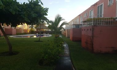 EN VENTA CÓMODA CASA EN FRACCIONAMIENTO, LOS TULIPANES, EL CAYACO, ACAPULCO CC