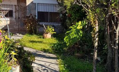 Casa en venta - 2 dormitorios 1 baño - Cochera - 311,6mts2 - Ensenada