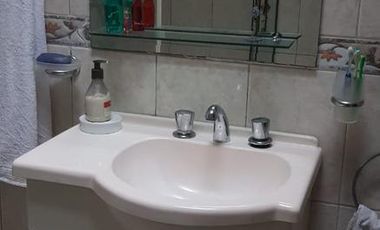 Casa en venta - 2 dormitorios 1 baño - Cochera - 311,6mts2 - Ensenada