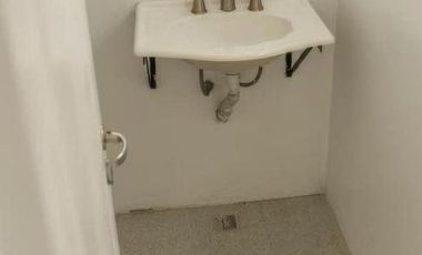 Casa venta 4 dormitorios 2 baños 2400 mts 2 totales  - Villa Elvira