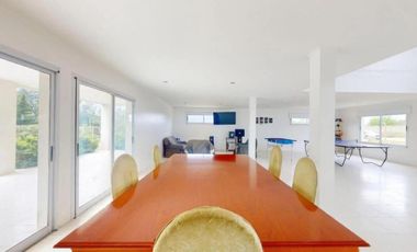 Casa venta 4 dormitorios 2 baños 2400 mts 2 totales  - Villa Elvira