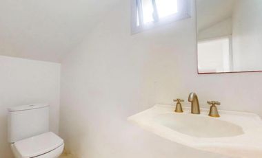 Casa venta 4 dormitorios 2 baños 2400 mts 2 totales  - Villa Elvira