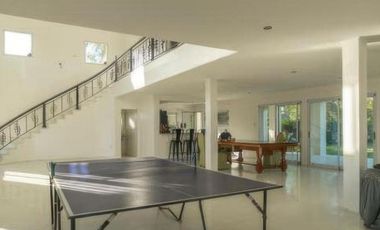 Casa venta 4 dormitorios 2 baños 2400 mts 2 totales  - Villa Elvira