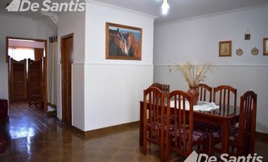 Dúplex 3 ambientes, en buen estado con parque