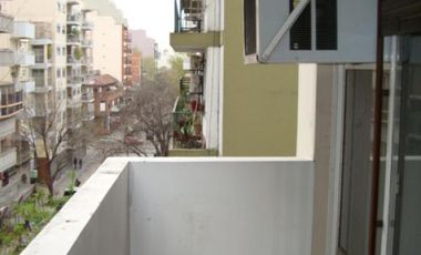 V. Crespo depto de 3 amb c/ balcón y lavadero