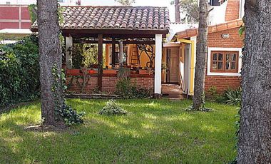 CHALET SOLO PARA MAYORES