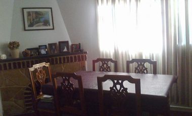 EXCELENTE CASA ALQ