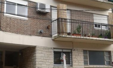 Olivos Centro 2 Amb. 1/2c/Av Maipu y tren Bme Mitre