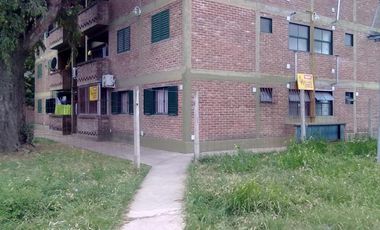 Departamento en venta en Almirante Brown, Almirante Brown - Cochera