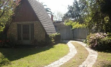 VENTA- PARQUE LELOIR- CASA SOBRE CALLE LOS RESEROS. 877