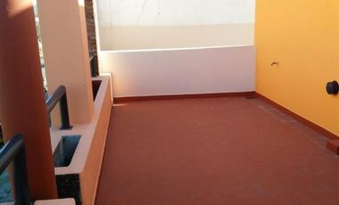 CASA PARA DOS FAMILIAS