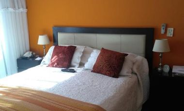 CASA PARA DOS FAMILIAS