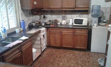 VENTA PARQUE LELOIR- HARAS MYRIAN-CASA DE 6 AMBIENTES