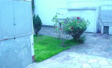 Casa 70 M2 + Depto 31 M2 sobre lote de 540 M2