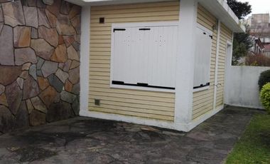 Casa 70 M2 + Depto 31 M2 sobre lote de 540 M2