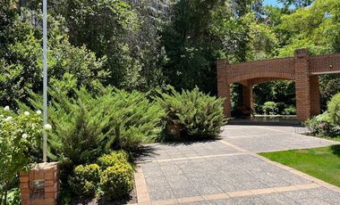 Departamento en Arriendo en Av Kennedy, Luis Carrera, Parque Arauco, Las Hualtatas, Vitacura