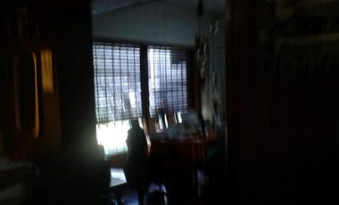 OLIVOS CHALET 3 AMB. JDIN COCHERA PROX AV MAIPU