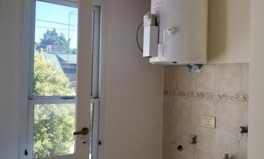 DEPARTAMENTO 2 AMBIENTES al frente