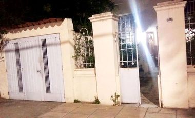 Casa antigua lote propio 8,66 x19 para reciclar