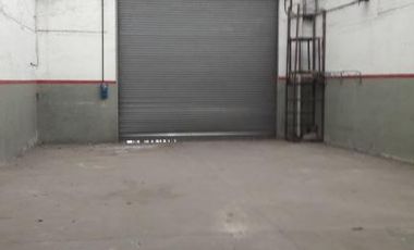 IMPORTANTE INMUEBLE INDUSTRIAL 1900 m2