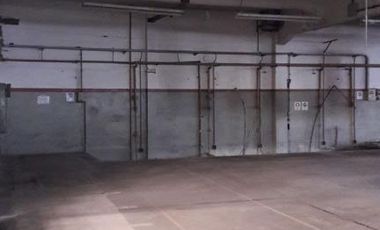 IMPORTANTE INMUEBLE INDUSTRIAL 1900 m2