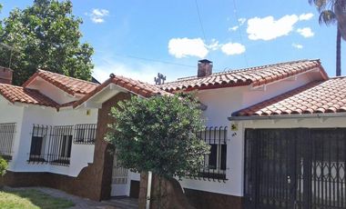 Venta casa 4 ambientes
