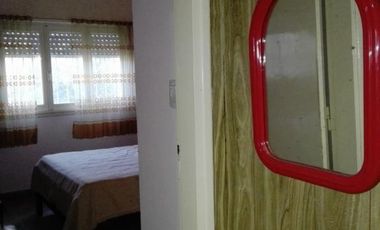 Casa sola en lote de 380 M2. A metros del mar